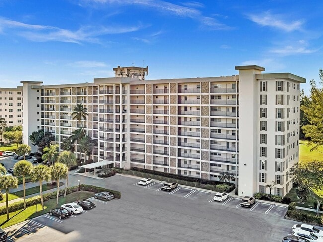 Photo - 3150 N Palm Aire Dr Unidad 508