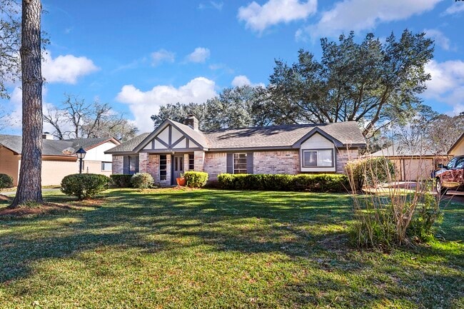 Photo - 29018 Elmwood Dr