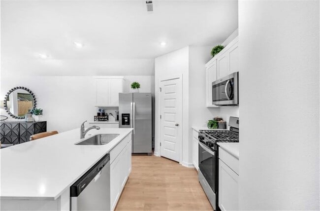 Photo - 521 Colorado St