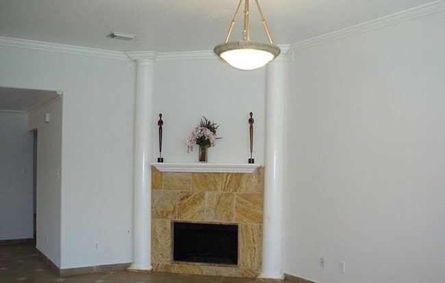 Photo - 5911 Bradworthy Dr