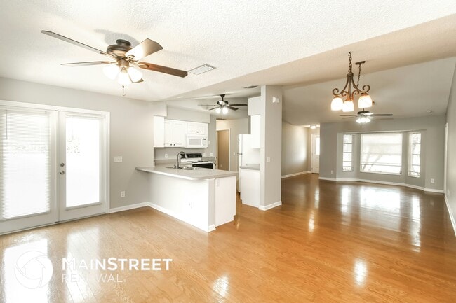 Photo - 1469 Wise Dr