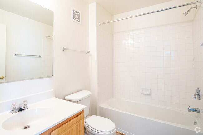 2BR, 2BA