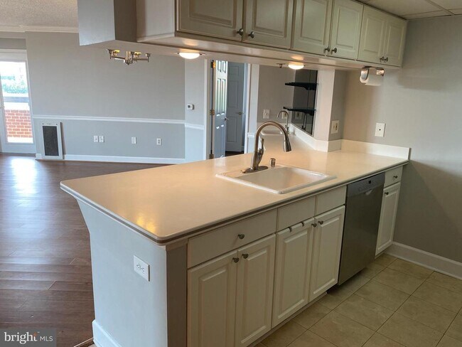 Photo - 1276 N Wayne St Apartment Unit 620