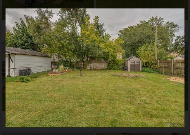 Photo - 291 Dakota St House