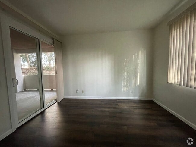 Building Photo - Spacious Dual Master in Laguna Niguel Rental