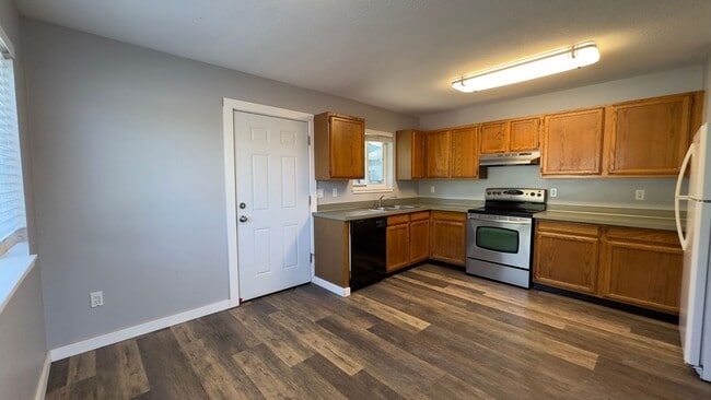 Photo - Updated 2 Bedroom Duplex in Hood River Heights