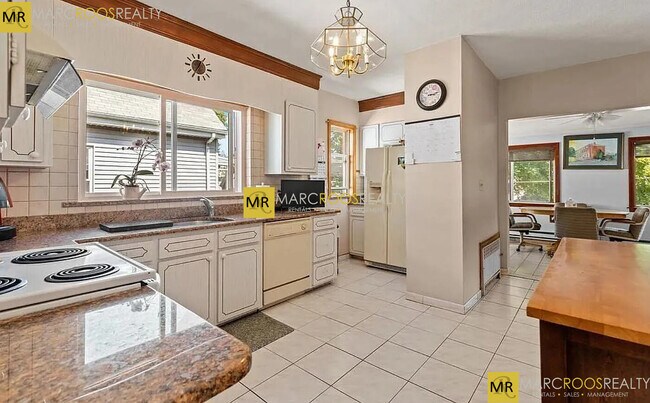 Photo - 38 George St Unit #2