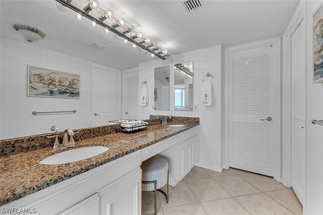 Photo - 4041 Gulf Shore Blvd N Unidad 1608