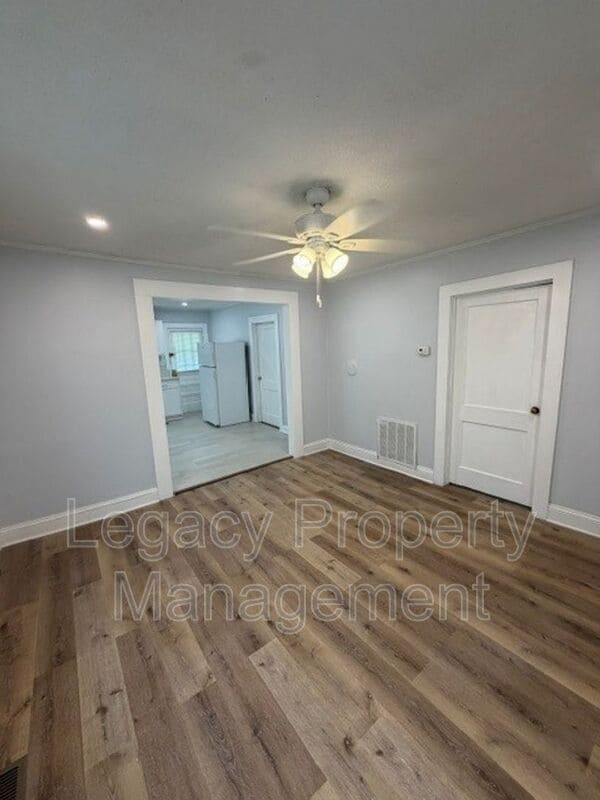 Photo - 1817 Wood Ave