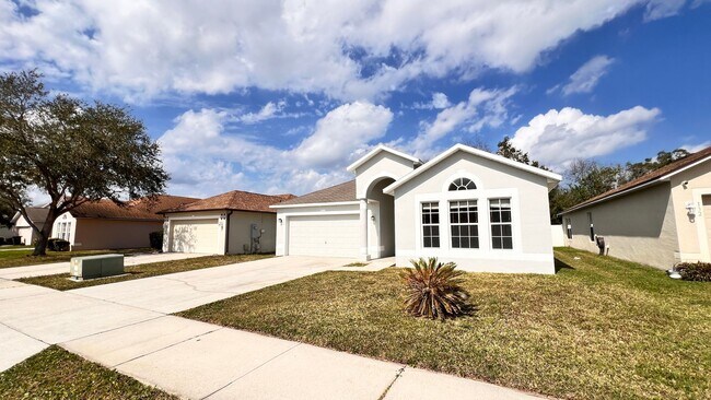 Photo - Spacious 4 bedroom 2 bathroom Home in Sanford