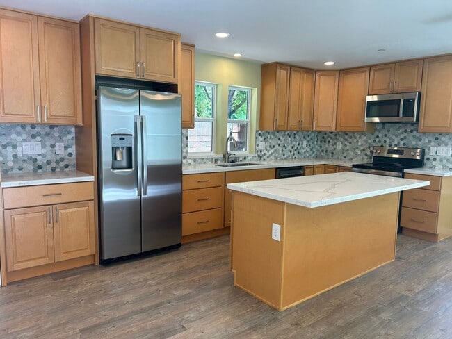 Photo - Beautiful Single Bedroom ADU in Brentwood