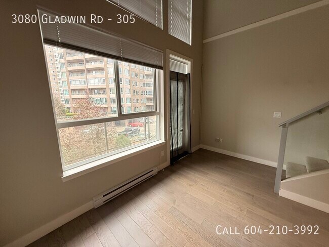 Photo - One Bedroom Loft Unité 305