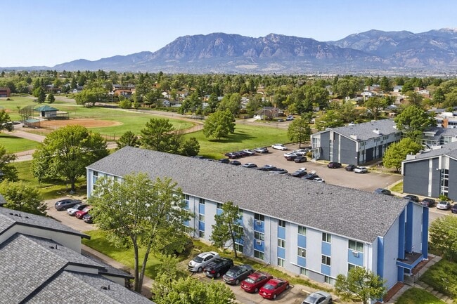 Photo - 3341 E Fountain Blvd Unidad 108