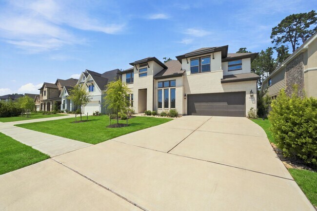 3308 Little Walnut Wy