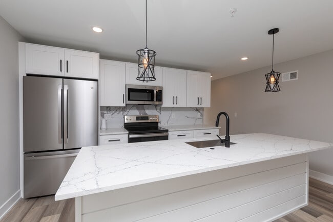 Photo - 2613 Cecil B. Moore Ave Unidad 1