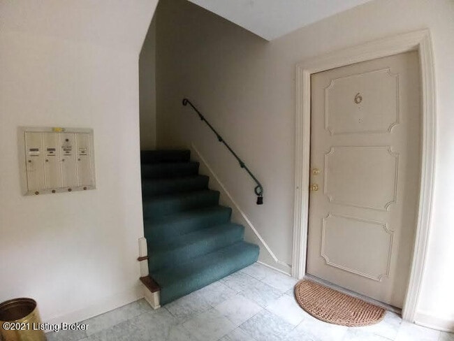 Photo - 248 Chenoweth Ln Unidad 5