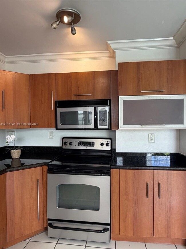 Photo - 820 Salzedo St Unit 202
