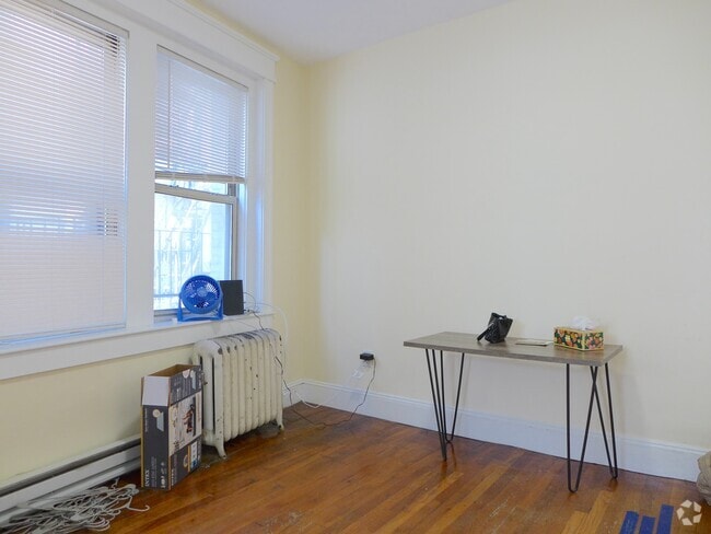 Building Photo - 131 Park Dr Rental