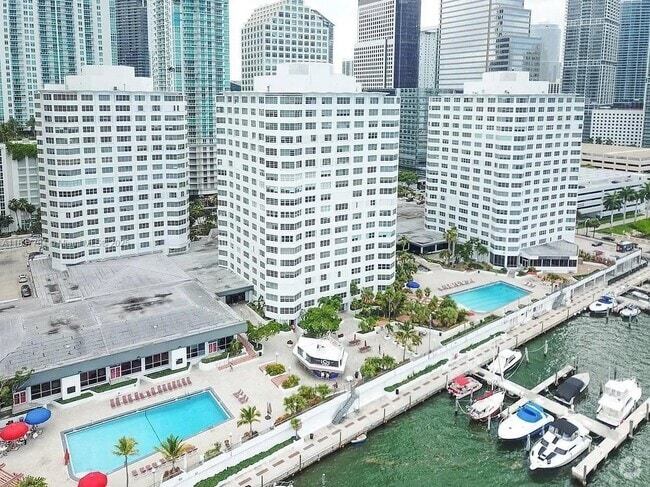 Building Photo - 825 Brickell Bay Dr Unit 847 Rental