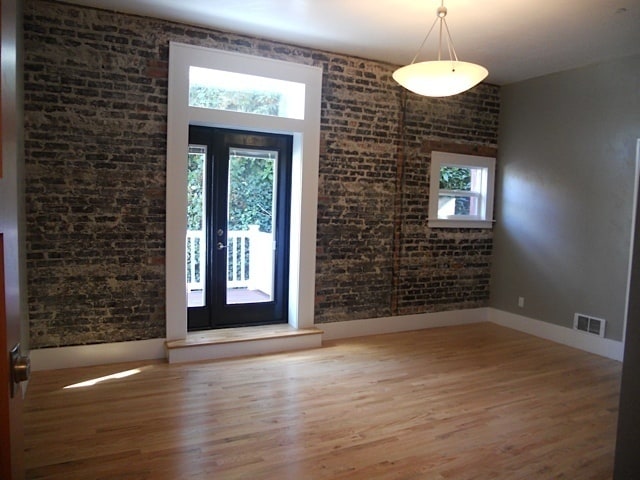 Photo - Contemporary Suite For Lease in Downtown Port Angeles