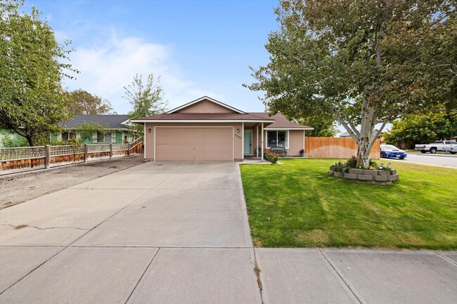 Beautiful 3-Bed, 2-Bath Home in Pasco, WA - Beautiful 3-Bed, 2-Bath Home in Pasco, WA