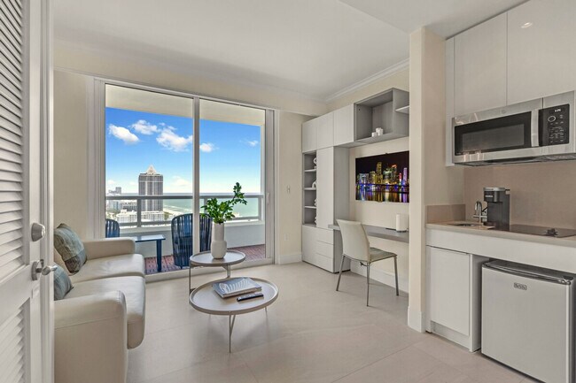 Photo - 4385 Collins Ave Unit SI ID1540495P