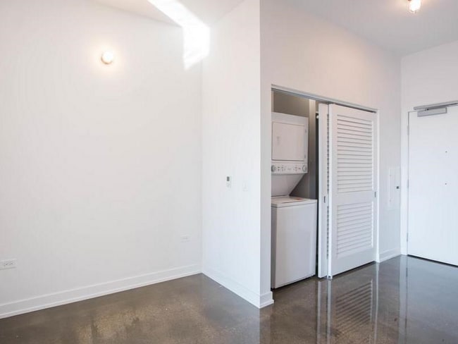 Photo - 1450 S Blue Island Ave