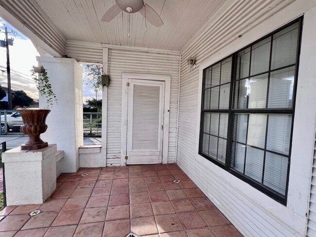 Photo - 2016 Rosario St