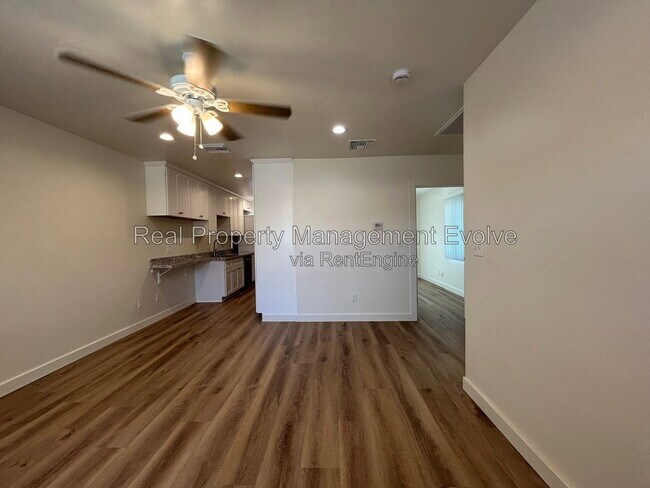 338 W Highland Ave Unit 4