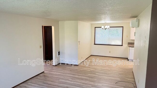 Photo - 1018 Pioneer St