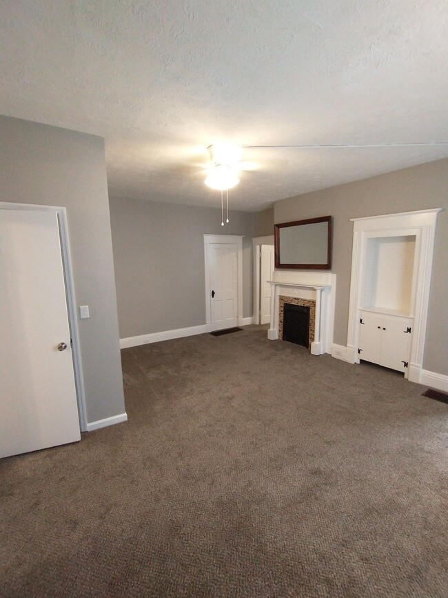 Living Room - 437 Breck Ave Apartamentos Unidad B