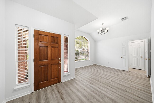 Photo - 4723 Knights Branch Dr