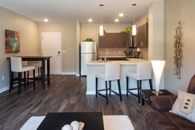 Photo - Cosmopolitan Apartments