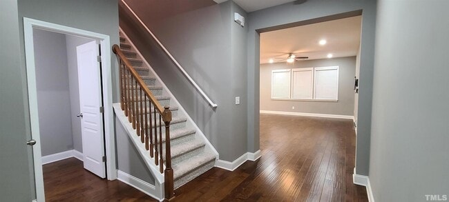Photo - 529 Buhrstone Dr