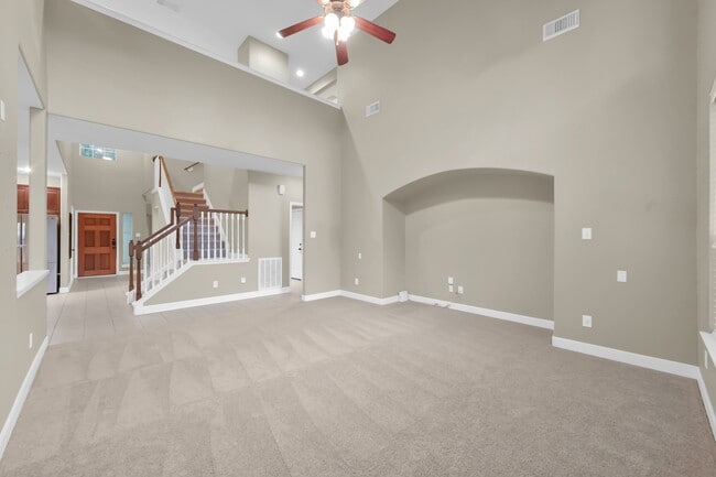 Building Photo - 31322 Evergreen Park Ln