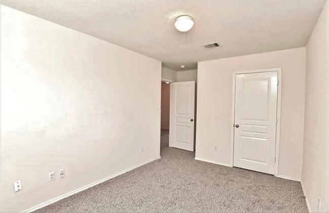 Photo - 16747 Libson Falls Dr