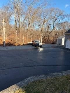 Building Photo - 22 Laurel Ln