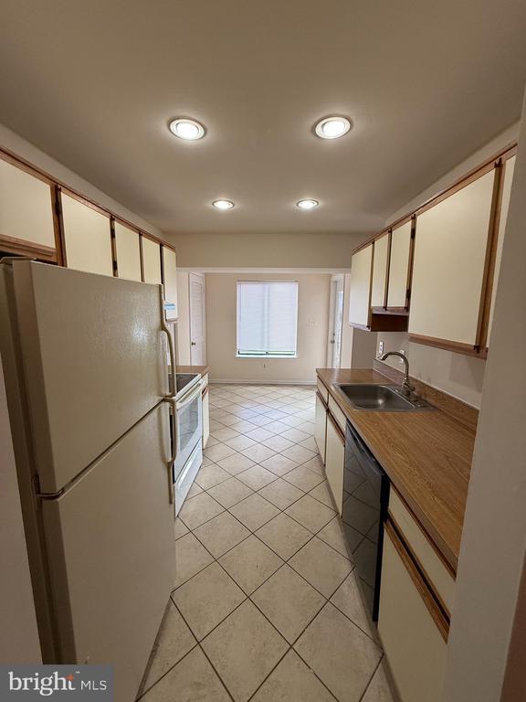 Photo - 8383 Buttress Ln Unit 102