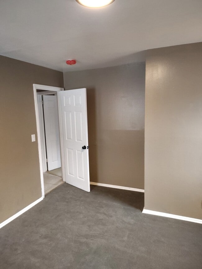 Photo - 30XX Bessemund Ave