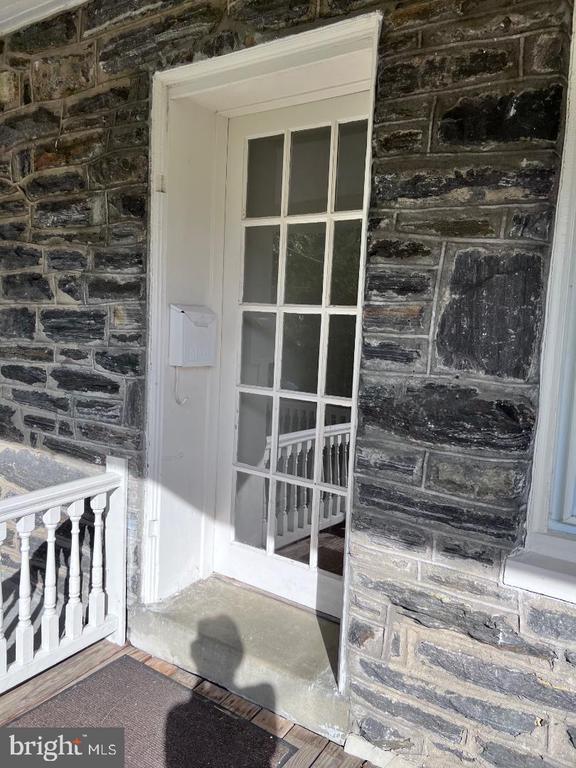 Building Photo - 111 Chestnut Ave