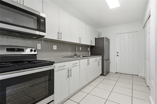 Photo - 10350 SW 181st St Unit 2