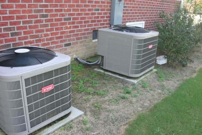 Photo - 3809 Savannah Way