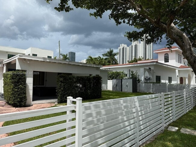 Photo - 245 189th Terrace