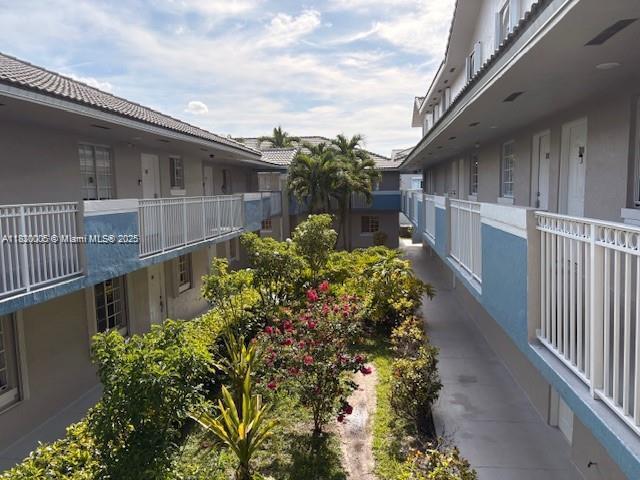 Building Photo - 8360 NW 103rd St Unit 207E Rental