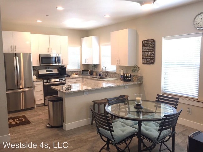 2 Bedroom Apartments Near California State University Chico In Ca Photo 2 Br Bath Apartment 2150 Nord Ave