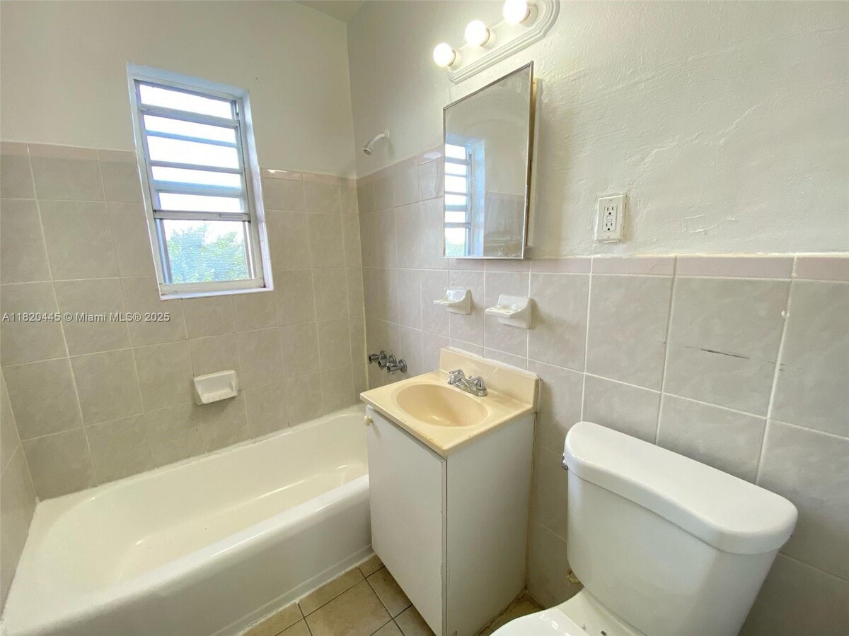 Photo - 1801 NW 54th St Apartment Unit 21