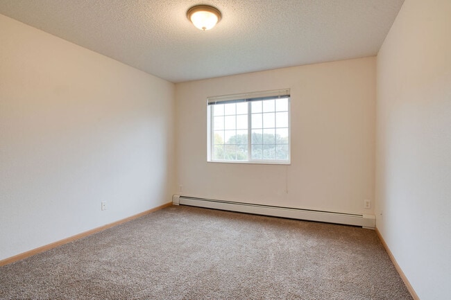 Photo - Somerset Apartments