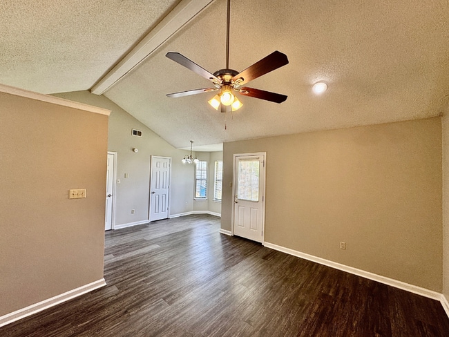 Charming 3BR/2BA Olive Branch Home | Soaring High Ceilings, Bay Window & Fenced Yard