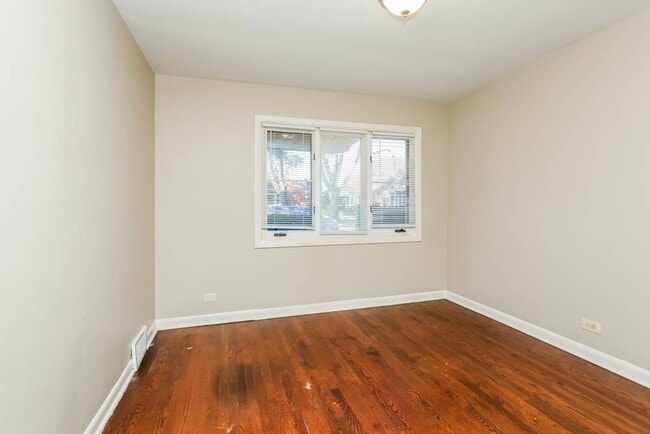 Building Photo - 18719 Charter Elm Dr