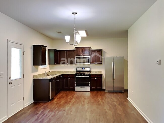 Photo - 296 Maxton Ave